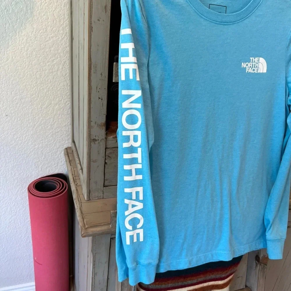 The North Face women’s long sleeve top size small - Picture 3 of 9